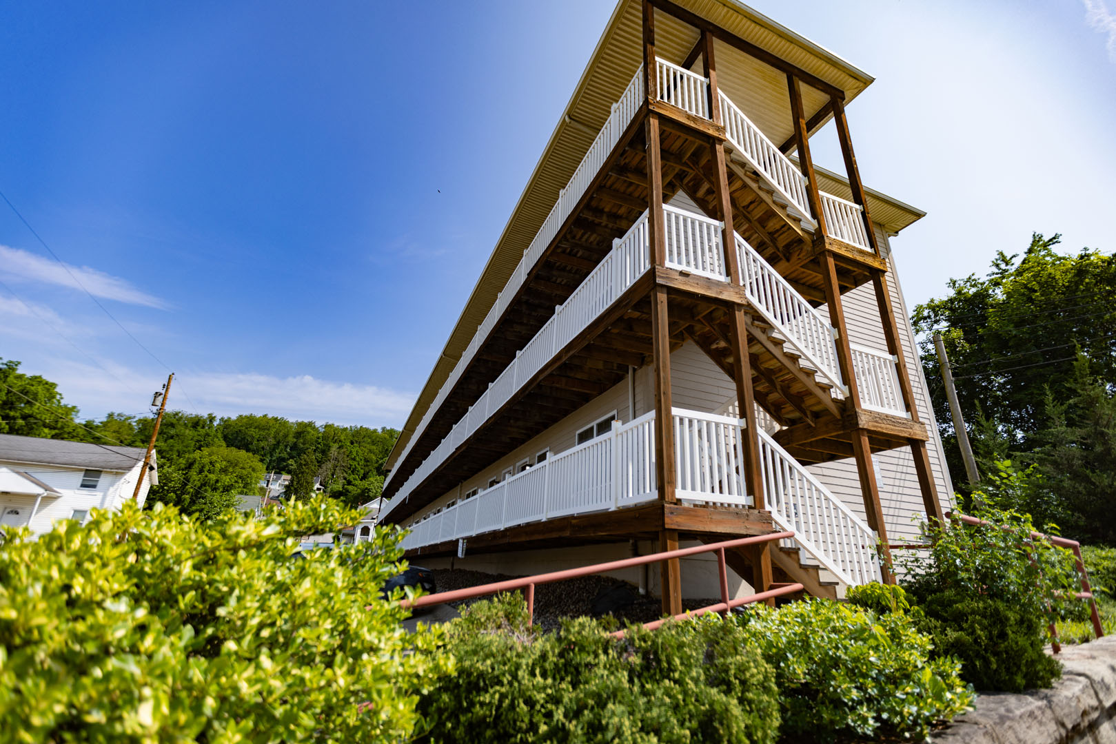 Falconcrest apartment photo 7